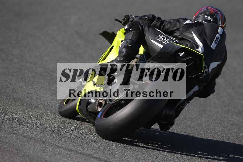 /Archiv-2024/02 29.01.-02.02.2024 Moto Center Thun Jerez/Gruppe gruen-green/229